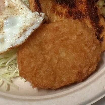 またたび☆さん、こんばんは✨
家族のお昼にツナ缶のカレーコロッケ作りました☘️ツナもカレーも好きでとても喜んでいました♥️素敵なレシピ感謝です(*´∀)ﾉ